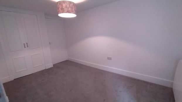 2 bedroom cottage to rent - Photo 1