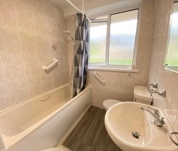 2 bedroom maisonette to rent - Photo 5