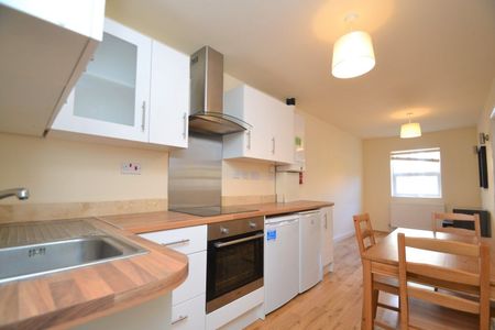 Loampit Vale, London, SE13 - Photo 4