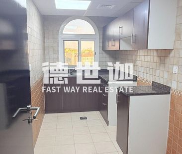 2BHK | Spacious | VACANT - Photo 2