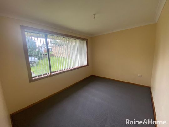 Cozy Two-Bedroom Unit in Farmborough Heights - Photo 1