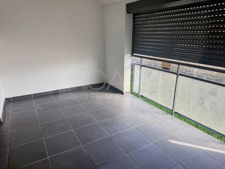 Location Appartement 2 pièces 49m² CAYENNE 97300 - Photo 5