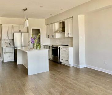 For Lease - 236 Sheaf Row, Stittsville - Munster - Richmond, Ontario - Photo 5