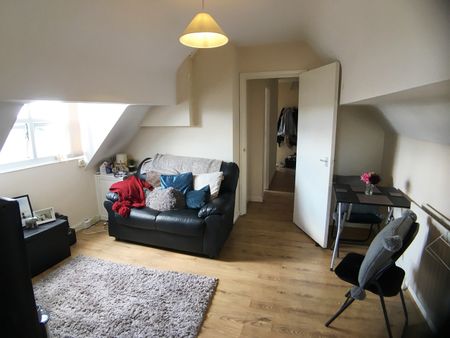 1 Bed Flat, Russian Avenue, L13 - Photo 2