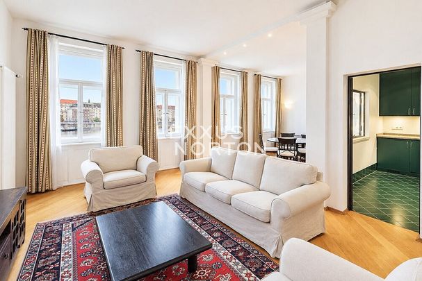 Pronájem bytu 3+1 94 m² - Photo 1