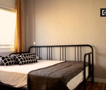 Piso de alquiler en Sant Andreu de Palomar - Photo 1