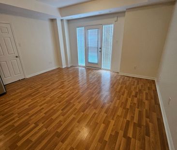 For Lease - 5100 Plantation Place Unit# 8, Mississauga, Ontario - Photo 1