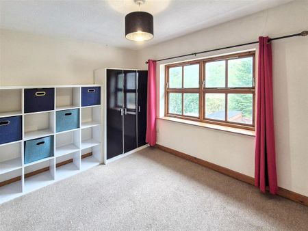 2 bedroom terraced house to rent - Photo 2