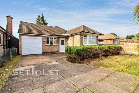 2 bedroom detached bungalow to rent - Photo 4