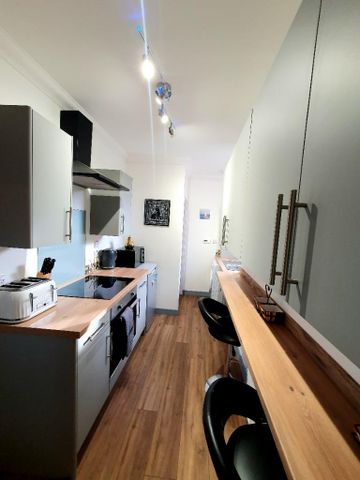 2 bedroom flat to rent - Photo 3