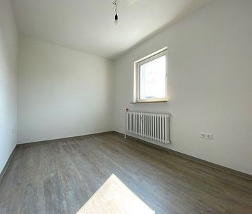 Renovierte 3-Zimmer Wohnung in wunderschöner + ruhiger Lage! - Foto 1