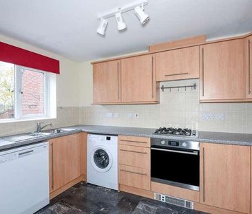 Newbury, Berkshire, RG19 - Photo 1