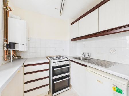 1 bedroom flat to rent - Photo 2