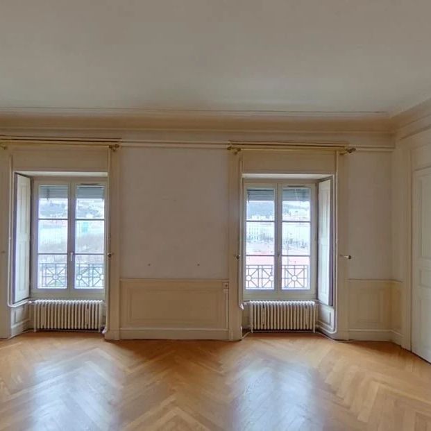 Appartement T9 A Louer - Lyon 2eme Arrondissement - 377.59 M2 - Photo 1