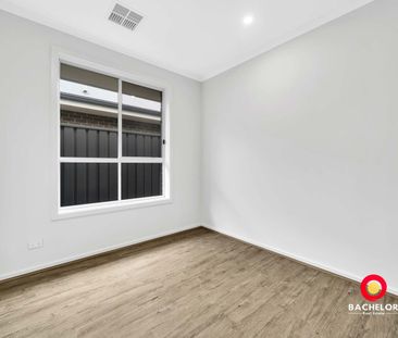 🏡Listed for Rent - Brand New Modern Low-Maintenance House - Photo 3