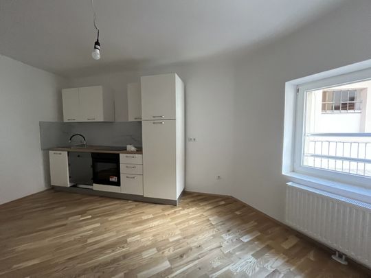 Provisionsfrei! Neu sanierte, gemütliche 5-Zimmer-Maisonette-Wohnung in beliebter und hipper Lage - Photo 1