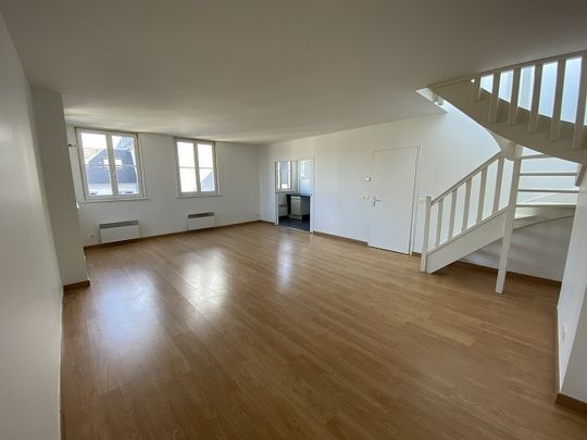 Location Appartement 3 pièces 85m² LILLE 59800 - Photo 1