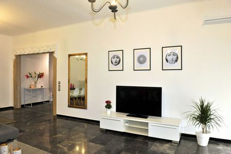 Διαμέρισμα για ενοικίαση - Χαριλάου, - Photo 3