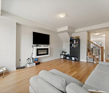 For Lease - 3243 Sixth Line, Oakville, Ontario - Photo 3