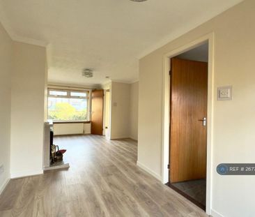 2 bedroom semi-detached house to rent - Photo 5