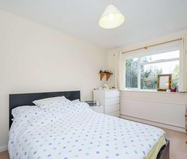 Lovelace Road, Surbiton, KT6 - Photo 5