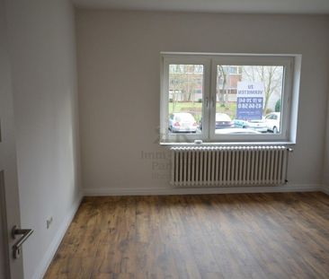 Ältere und ruhige Mieter erwünscht ! Schöne Wohnung im EG mit Balko... - Photo 1