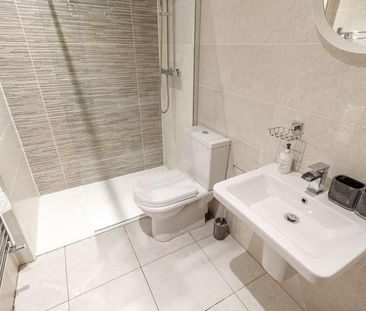 Romer Road, L6 - Photo 2