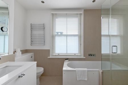 3 bedroom terraced house to rent - Photo 2