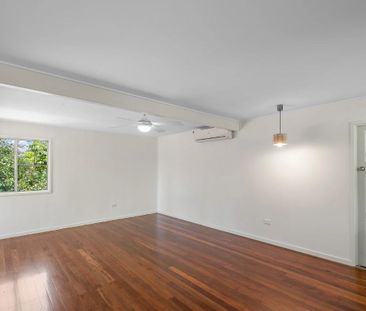 THIS NEAT AND TIDY HOME OFFERS 3 SPACIOUS BEDROOMS WITH OUTDOOR ENT... - Photo 1