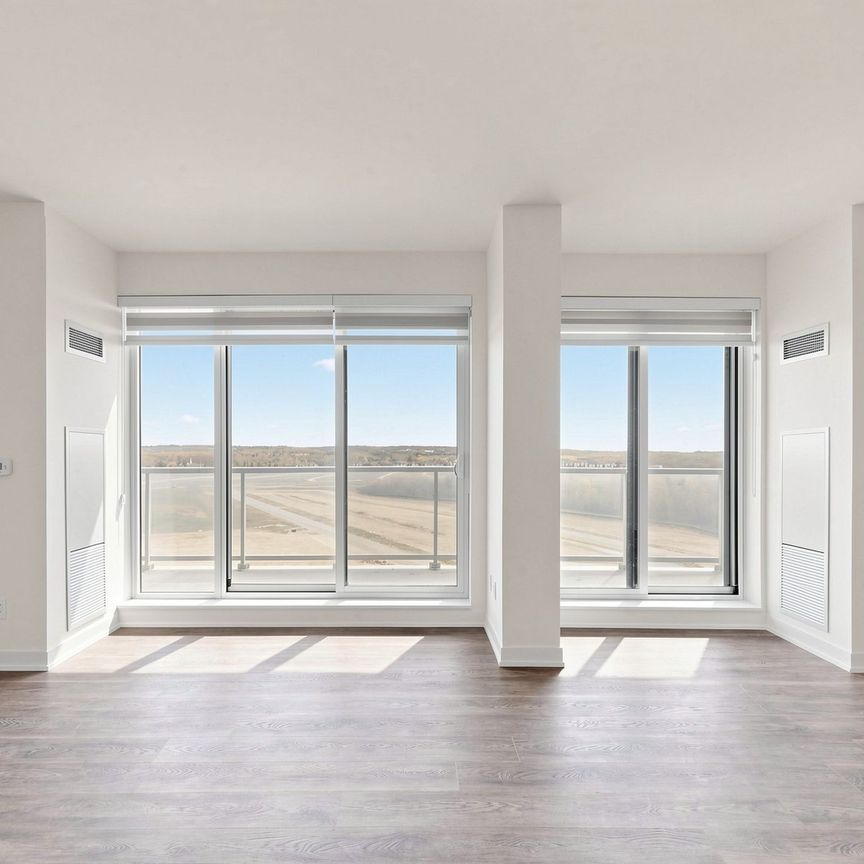 For Lease - 2 David Eyer Road Unit# 1127, Richmond Hill, Ontario - Photo 1