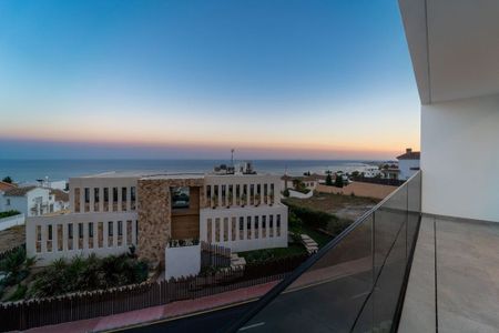 Benalmádena, Andalusia 29630 - Photo 2