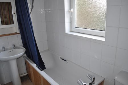 Stewart Road, Hunters Bar, Sheffield - Photo 5