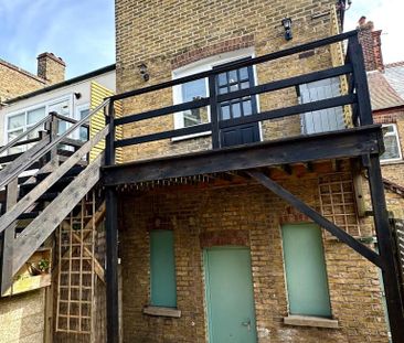 3 bedroom maisonette to rent - Photo 1