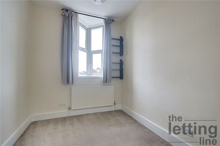 Hazelwood Lane, London, N13 5HB - Photo 2