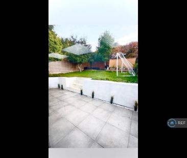 5 bedroom semi-detached house to rent - Photo 5