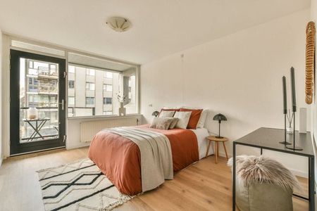 Te huur: Appartement Valkenburgerstraat in Amsterdam - Photo 2