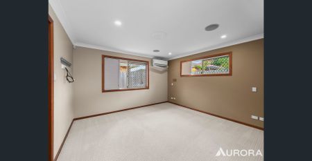 Comfortable 4 Bedroom 2 Bathroom 2 Garage Home for Rent - Photo 5