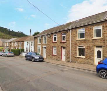 3 bedroom terraced house to rent - Photo 2