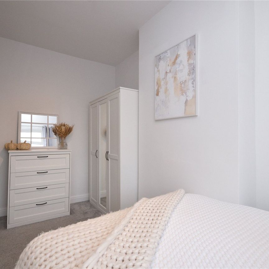 10, South Street, Morley, Leeds, West Yorkshire, LS27 8AT - Photo 1