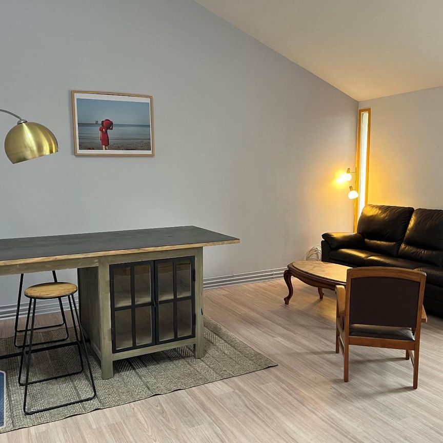 Location Appartement 3 pièces 92m² POITIERS 86000 - Photo 1