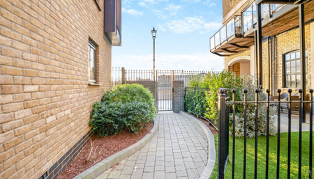 Palace Wharf, Rainville Road, London - Photo 5