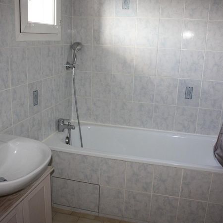 Studio meublé au 1er étage - Photo 4