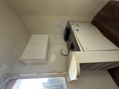 Location Appartement RENNES - Quartier CENTRE-VILLE - Photo 4