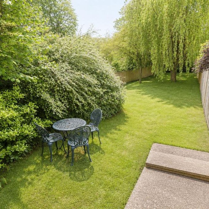 House of multiple occupation to rent - Photo 1