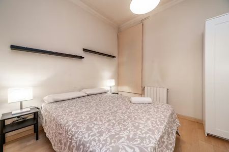 Carrer de la Indústria, Barcelona, Catalonia 08025 - Foto 5