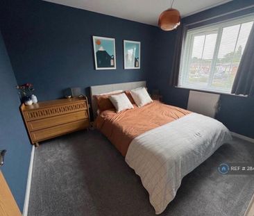 3 bedroom semi-detached house to rent - Photo 6