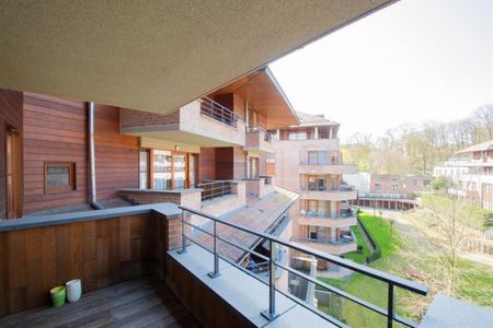 Proche Musée du tram, bel appartement meublé 2 chambres avec terrasse - Photo 4