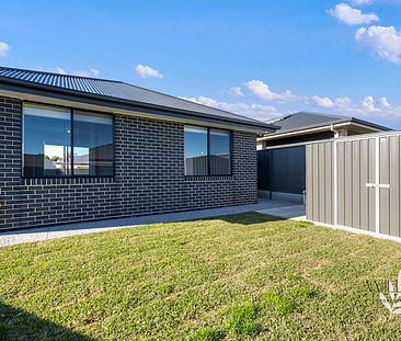 8 Lewis Drive, 5114, Blakeview Sa - Photo 1