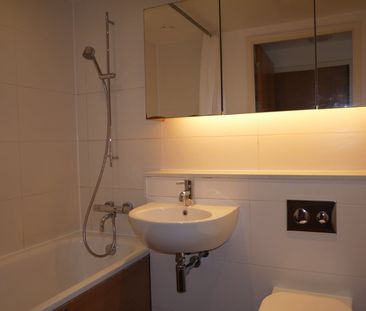 1 Bed Flat, Adelaide Wharf, E2 - Photo 6