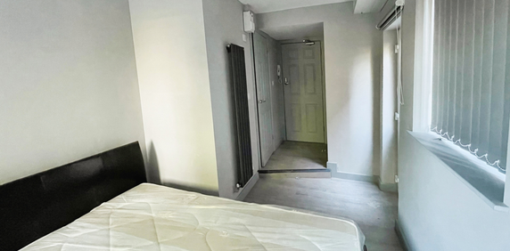 1 bedroom property to rent - Photo 2